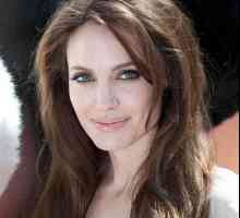 Angelina Jolie má prsa odstranit. Nemoc Angelina Jolie