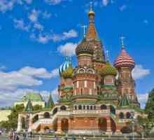 St Basil je katedrála (katedrála přímluvu Matky Boží v příkopu) v Moskvě: popis, historie, kupole