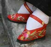 Китайская "лотосовая ножка" - эталон красоты или дикий пережиток прошлого?