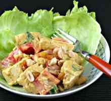 Kuřecí salát s rozinkami a zeleniny: recept s fotkou