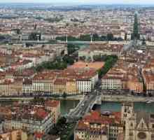 Lyon, France. Atrakcí města na břehu řeky Rhôny