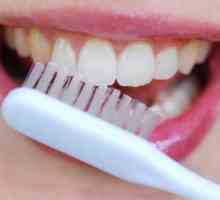 Mohu čistit zuby jedlou sodu? Jaké jsou výhody a nevýhody této metody?