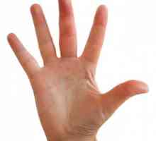 Oteklý prst na ruce, příčiny a léčby