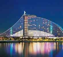 Hotely Spojené arabské emiráty s vlastní pláží: čtyři nejlepší