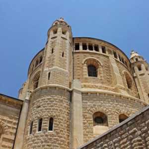 Arménské kostely v Rusku a ve světě. Arménská apoštolská církev