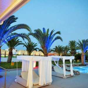 Atlantica Stavrolia zahrady 3 - cenově dostupný hotel v Ayia Napa