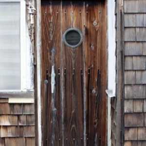 Dřevěné vstupní dveře - spolehlivou ochranu vašeho domova