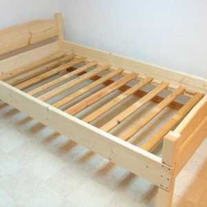 Lůžka dřevěná s rukama: diagramy, kresby. Jak vyrobit dřevěnou postel s rukama