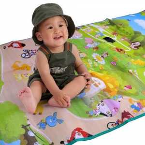 Dítě plazení rohože - je to zajímavé, užitečné a bezpečné