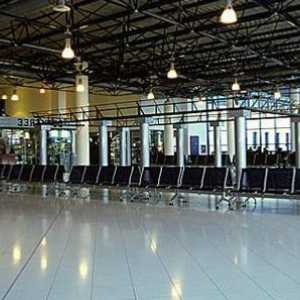 Vítejte na Chisinau, splňují letiště cestujícím bochník se solí
