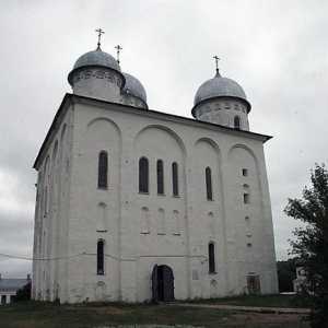 Katedrála svatého Jiří v Yuriev-Polský: fotografie, architektura