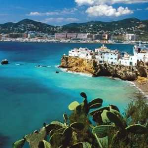 Ibiza - ostrov romantiky a úžasné západy slunce