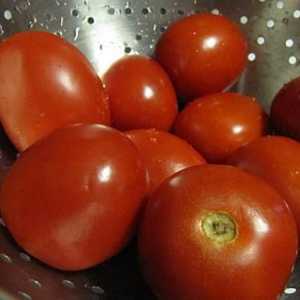 Jak rajčata ve vlastní šťávě: dvě možnosti
