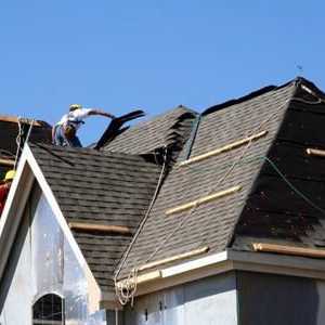 Jak k pokrytí střechy střešní krytiny - základní tipy