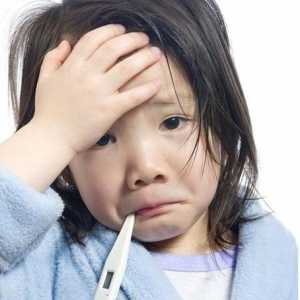 Jak snížit vysokou horečku u dětí: tipy a triky