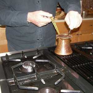 Jak vařit kávu v Turka - celou vědu, která vy a začnou chápat