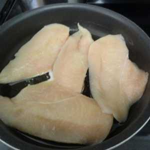 Co je kalorické vařené kuřecí prsa