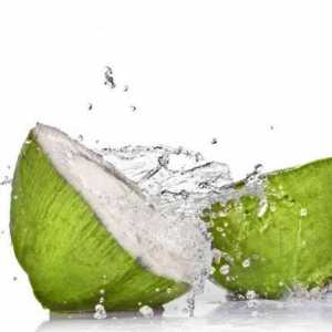 Kokosová voda: kompozice a užitečné vlastnosti