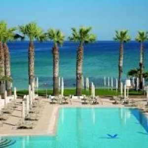 Hotely v Limassol. Kypr