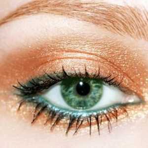 Make-up pro zelené oči a blond vlasy: vybíráme ty správné odstíny