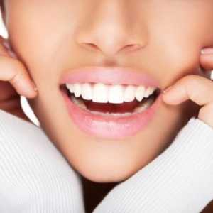 Neobvyklý způsob, jak použít peroxid vodíku: bělení zubů