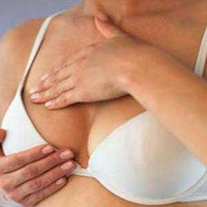 Proč oteklé prsy před menstruací?