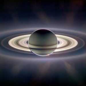 Планета с кольцами - удивительный сатурн