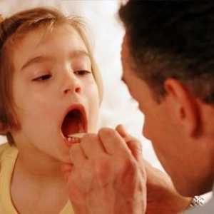 Dále jen „amoxiclav“ angina lék pomoci dítěti