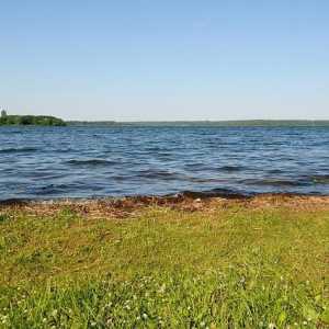 Senezhskoe jezero. lake Senezh - rybolov, dovolená