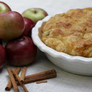 Jablečný koláč s jablky v multivarka: recept na chutnou a bohatou dort