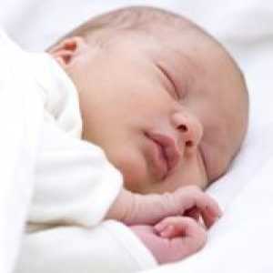 Pokyny pro mladé maminky: jak dát novorozence spát?