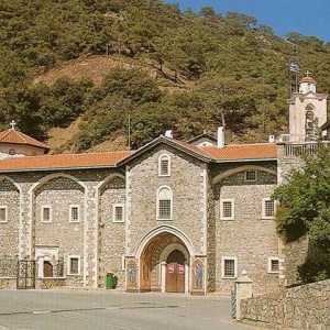 Starověký a úžasné kiksky klášter na Kypru