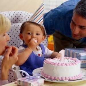 V miminko - první narozeniny: blahopřání 1 rok stará dívka