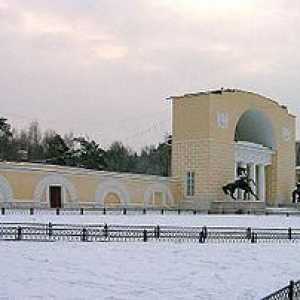 Golitsyn Manor: muzeum, park a kostel