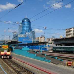 Station, Samara. Vlakové nádraží Samara. Riverport, Samara