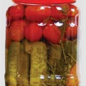 Sklizeň zeleniny v zimním období: v sortimentu receptu (rajčata a okurky, zelí a papriky, jakož i…